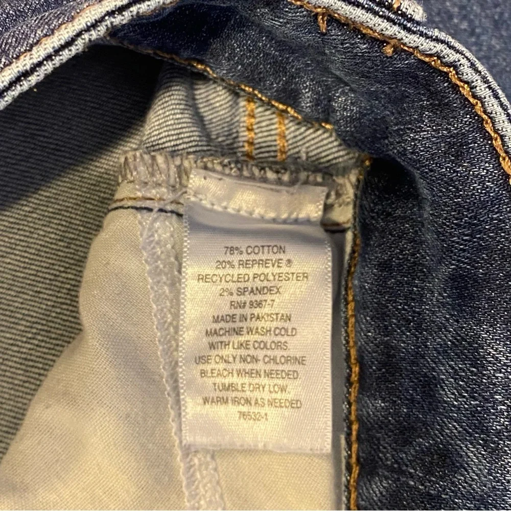 St John’s Bay Girlfriend Size 12 Petite Blue Jeans - Picture 10 of 10